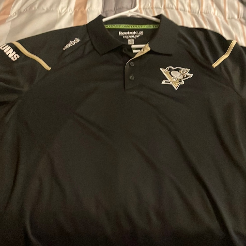 Vintage Center Ice Polo. Size large
